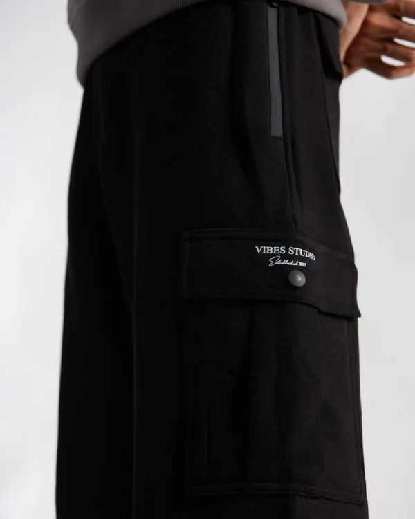 Vibes Signature Black Sweatpant